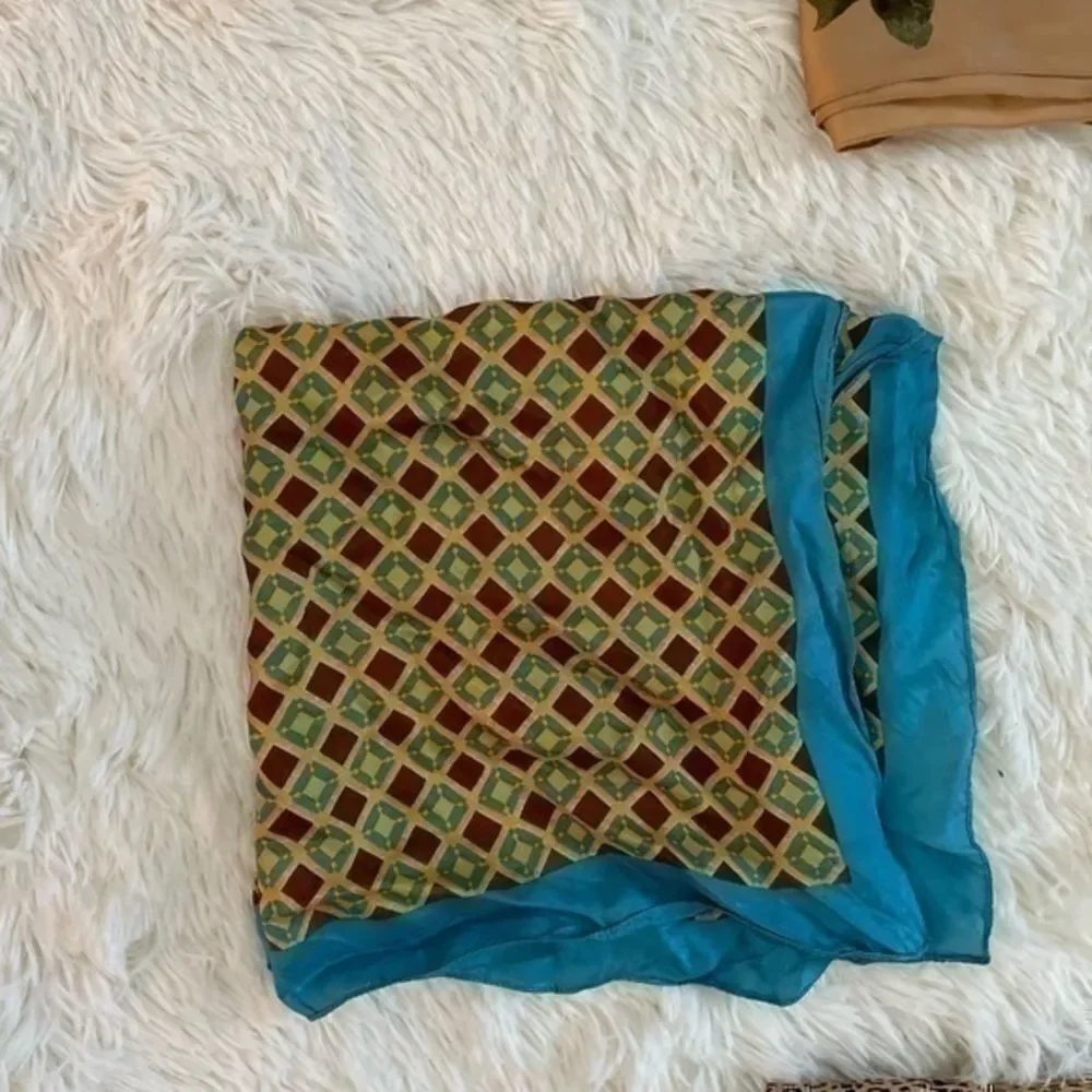 4 piece head wrap/scarf lot